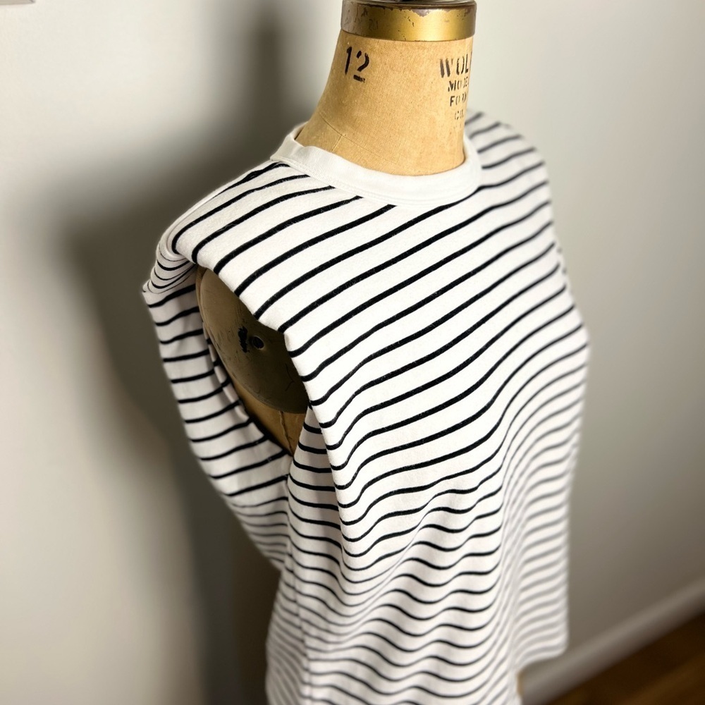 Anthropologie women’s black & white striped sleeveless cotton top XS - Picture 2 of 7